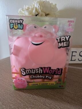 Smushworld Chubby Pig